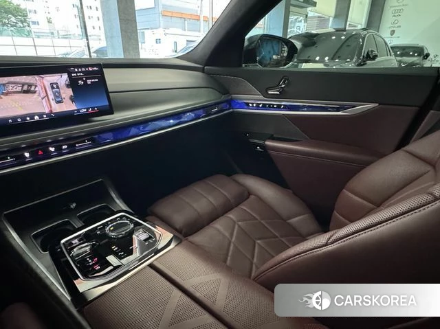 BMW 7 Series (G70) id 4753359 из Кореи 8