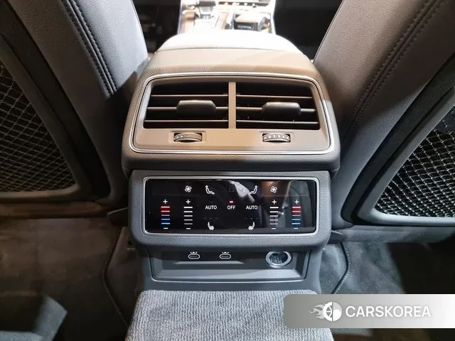 Audi A7 (4K) id 3002332 из Кореи 8