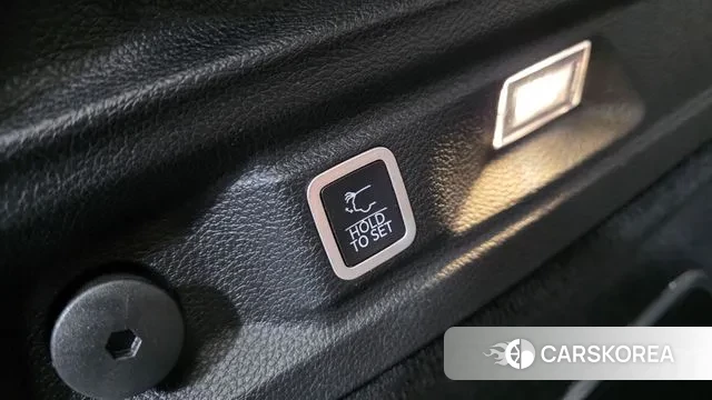 Jeep Grand Cherokee (WL) id 3712628 из Кореи 8