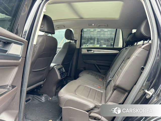 Volkswagen Tourang id 4260042 из Китая 8