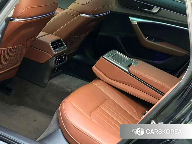 Audi A6L id 4215183 из Китая 8