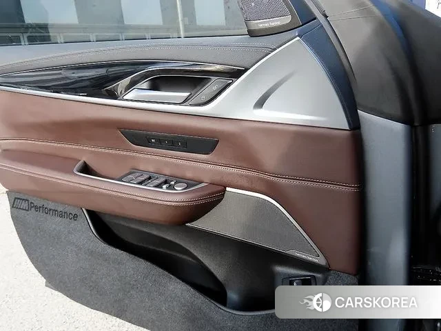 BMW 6 Series GT (G32) id 3378043 из Кореи 8