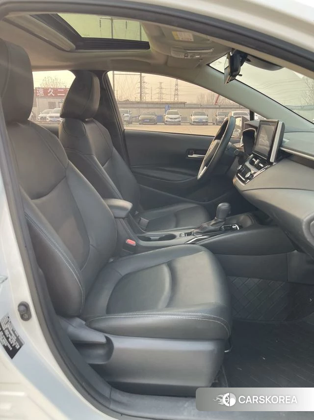 Toyota Corolla id 4207707 из Китая 8