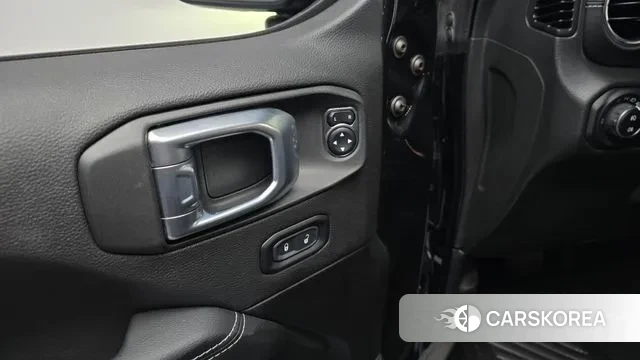 Jeep Wrangler (JL) id 3614906 из Кореи 8