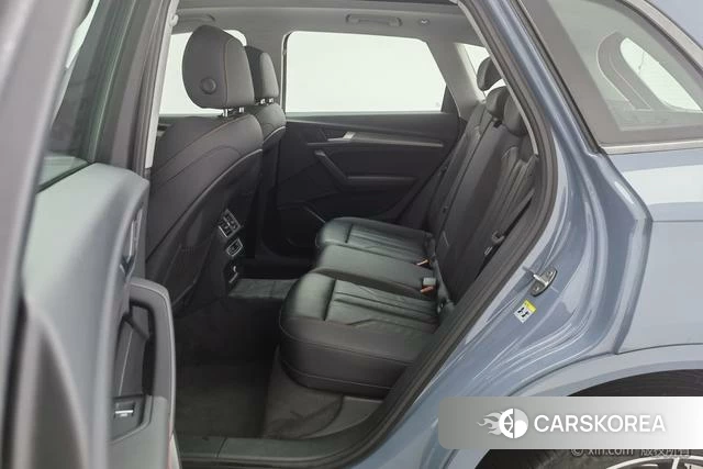 Audi Q5L id 4257938 из Китая 8