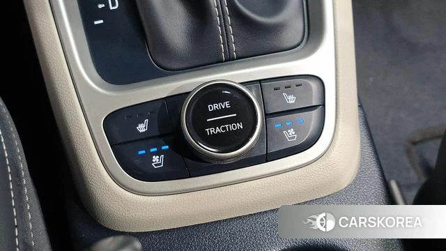 Hyundai Venue id 4495197 из Кореи 8