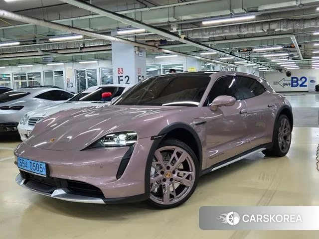 Porsche Taycan id 2939325 из Кореи 8