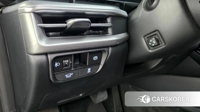 Hyundai Grandeur (GN7) id 4854504 из Кореи 8