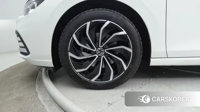 Volkswagen Golf 8th Generation id 3426881 из Кореи 8