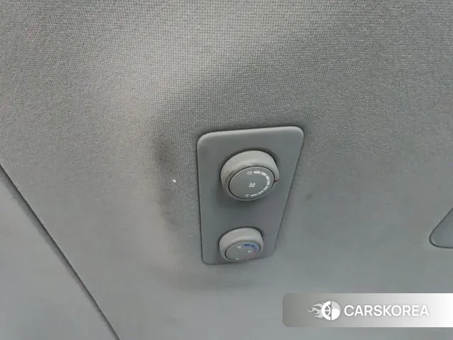 Hyundai The New Grand Starex id 3748501 из Кореи 8