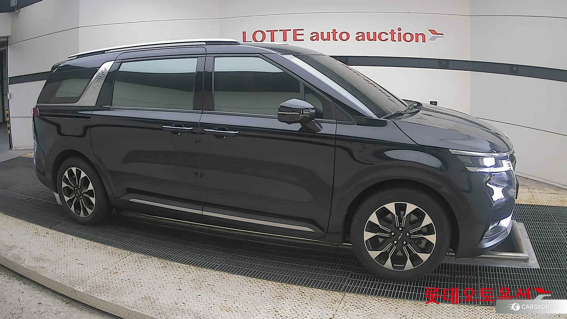 Kia Carnival id 4909242 из Кореи 8