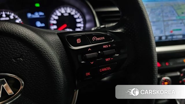 Kia Stonic id 4338971 из Кореи 8