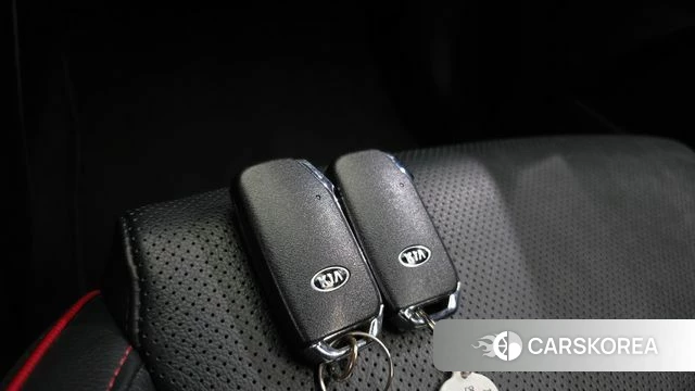 Kia Come New K3 id 4836412 из Кореи 8