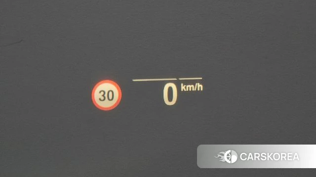 BMW 5 Series (G30) id 3879466 из Кореи 8