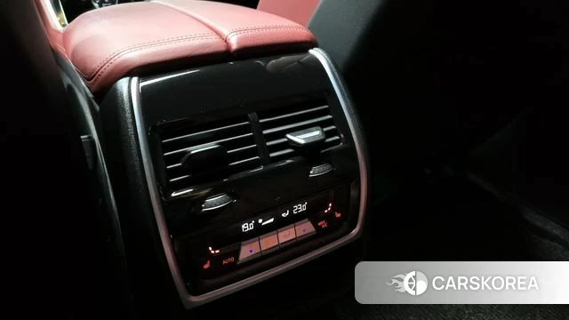 BMW X6 (G06) id 3860199 из Кореи 8