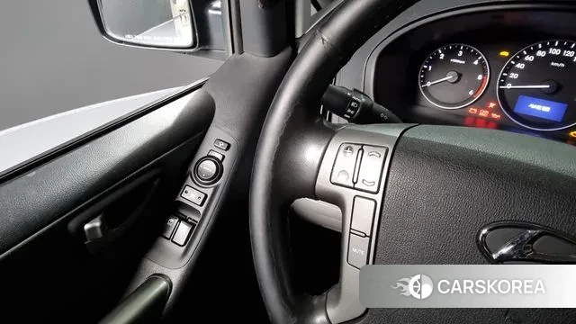 Hyundai The New Grand Starex id 2941421 из Кореи 8