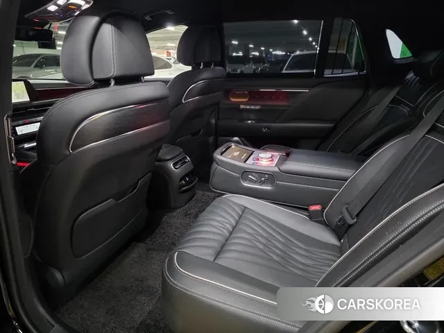 Genesis G90 (RS4) id 3452847 из Кореи 8