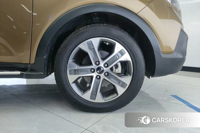 Kia Smart running id 4215121 из Китая 8
