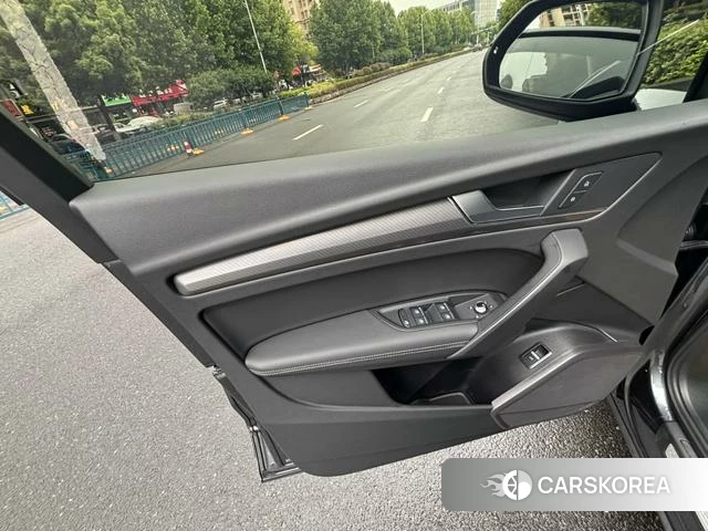 Audi Q5L Sportback id 4261232 из Китая 8