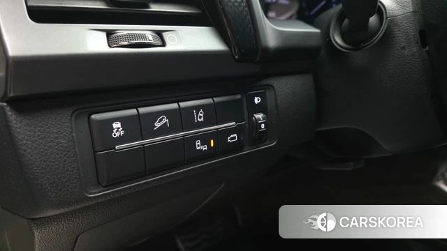 Ssangyong The New Rexton Sports Cannes id 4402147 из Кореи 8