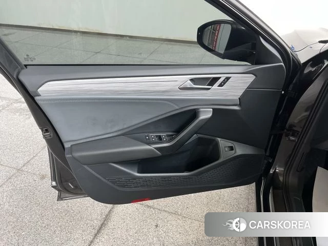 Volkswagen Sagitar id 4320878 из Китая 8