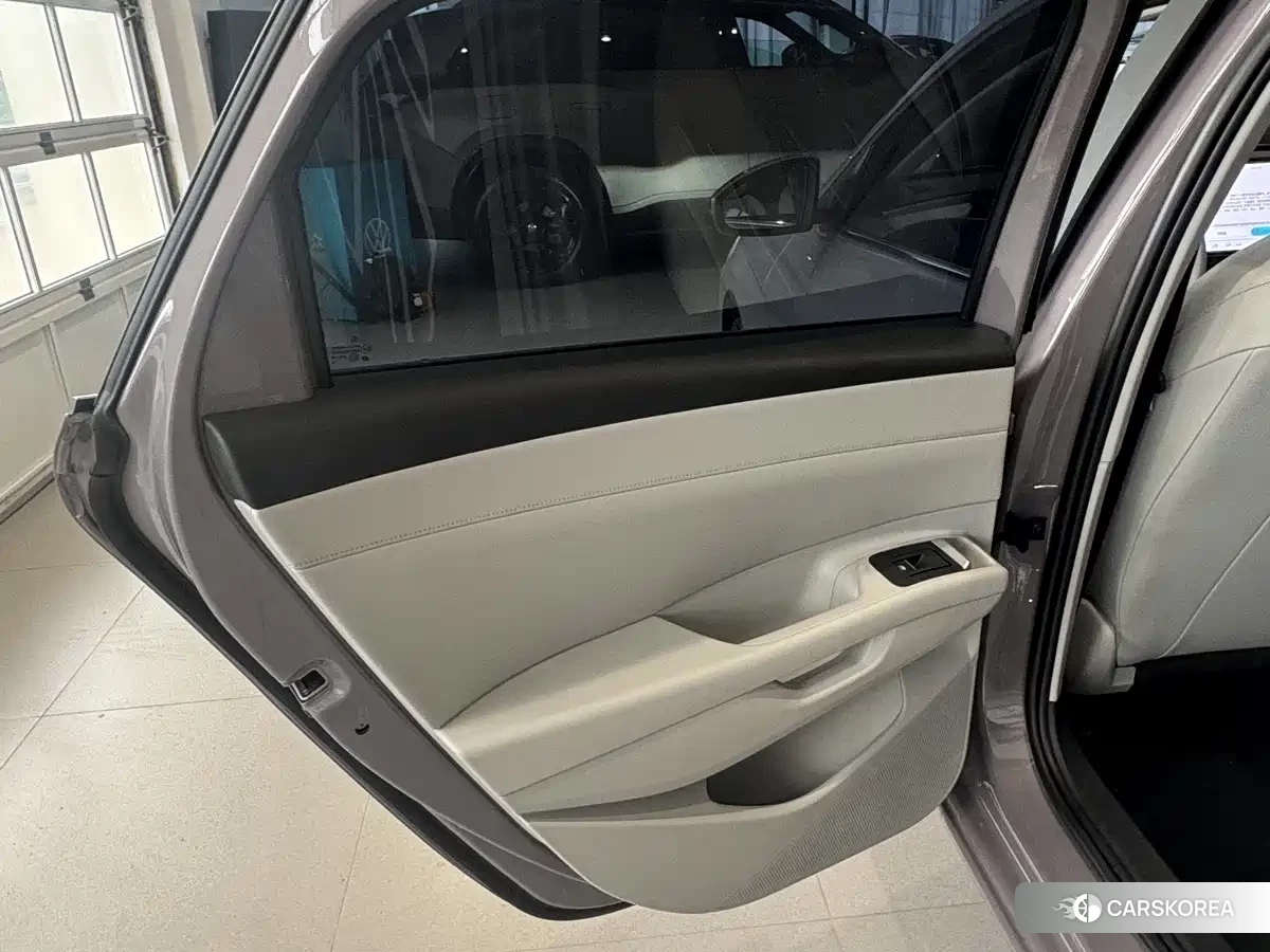 Volkswagen Lavida id 4674508 из Китая 8