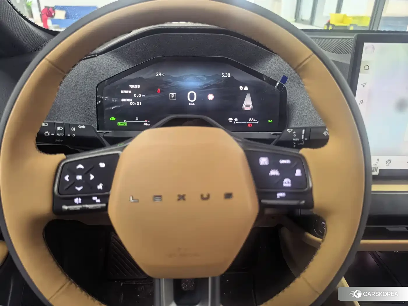 Lexus ES id 4514292 из Китая 9