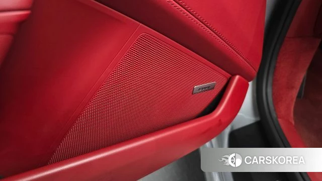 Porsche 911(992) id 4457749 из Кореи 8