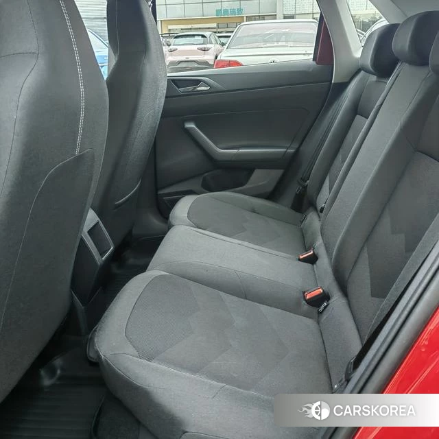 Volkswagen Polo id 4353185 из Китая 8