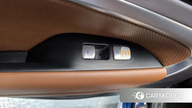 Genesis G70 id 3747939 из Кореи 8