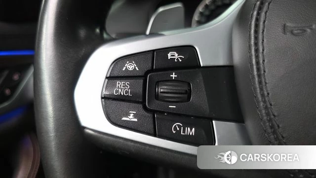 BMW 5 Series (G30) id 4410773 из Кореи 8