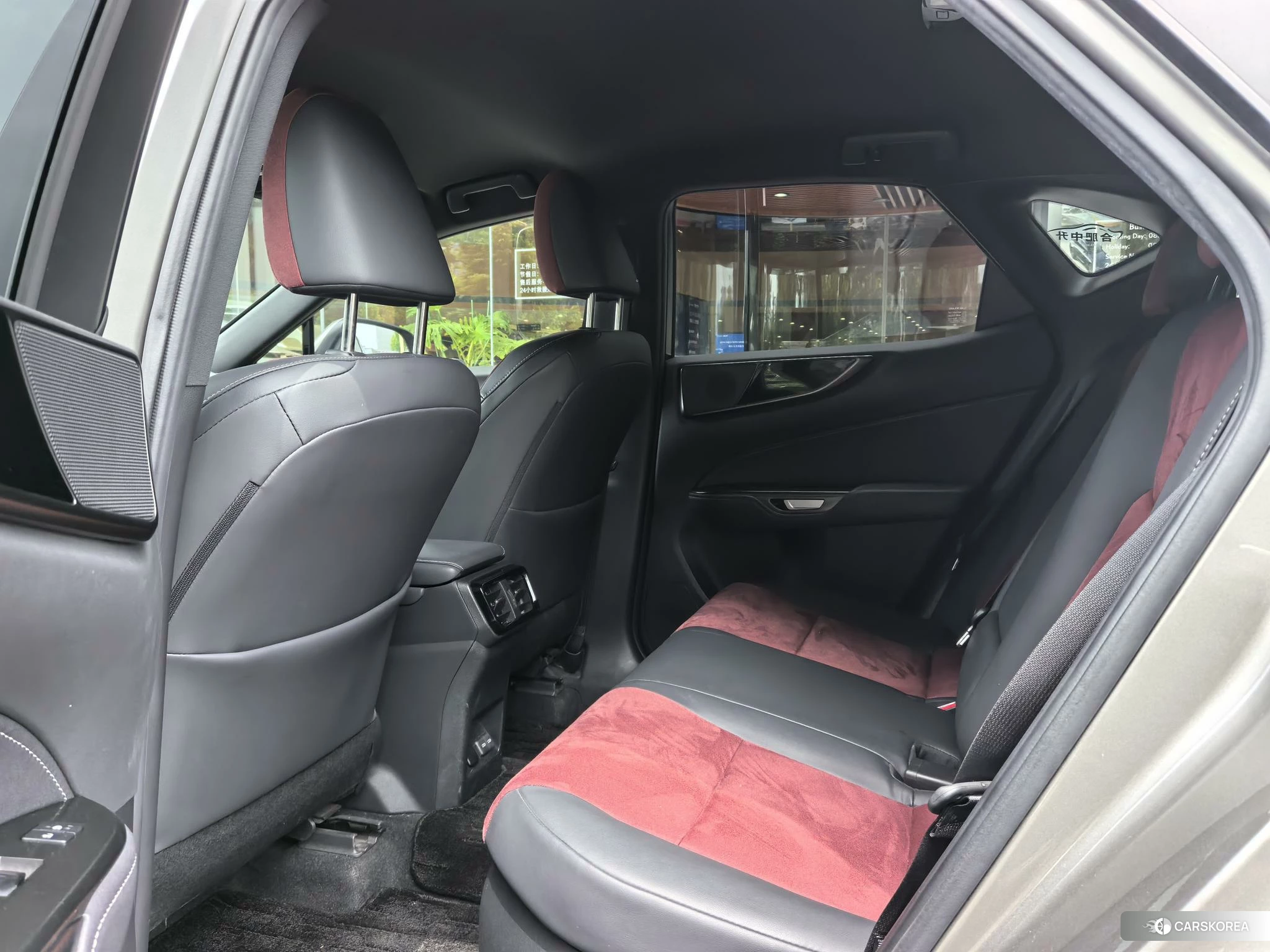 Lexus NX id 4413508 из Китая 8