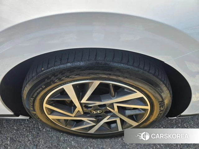 Hyundai Grandeur (GN7) id 3897448 из Кореи 8