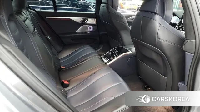 BMW 8 Series (G15) id 3695317 из Кореи 8