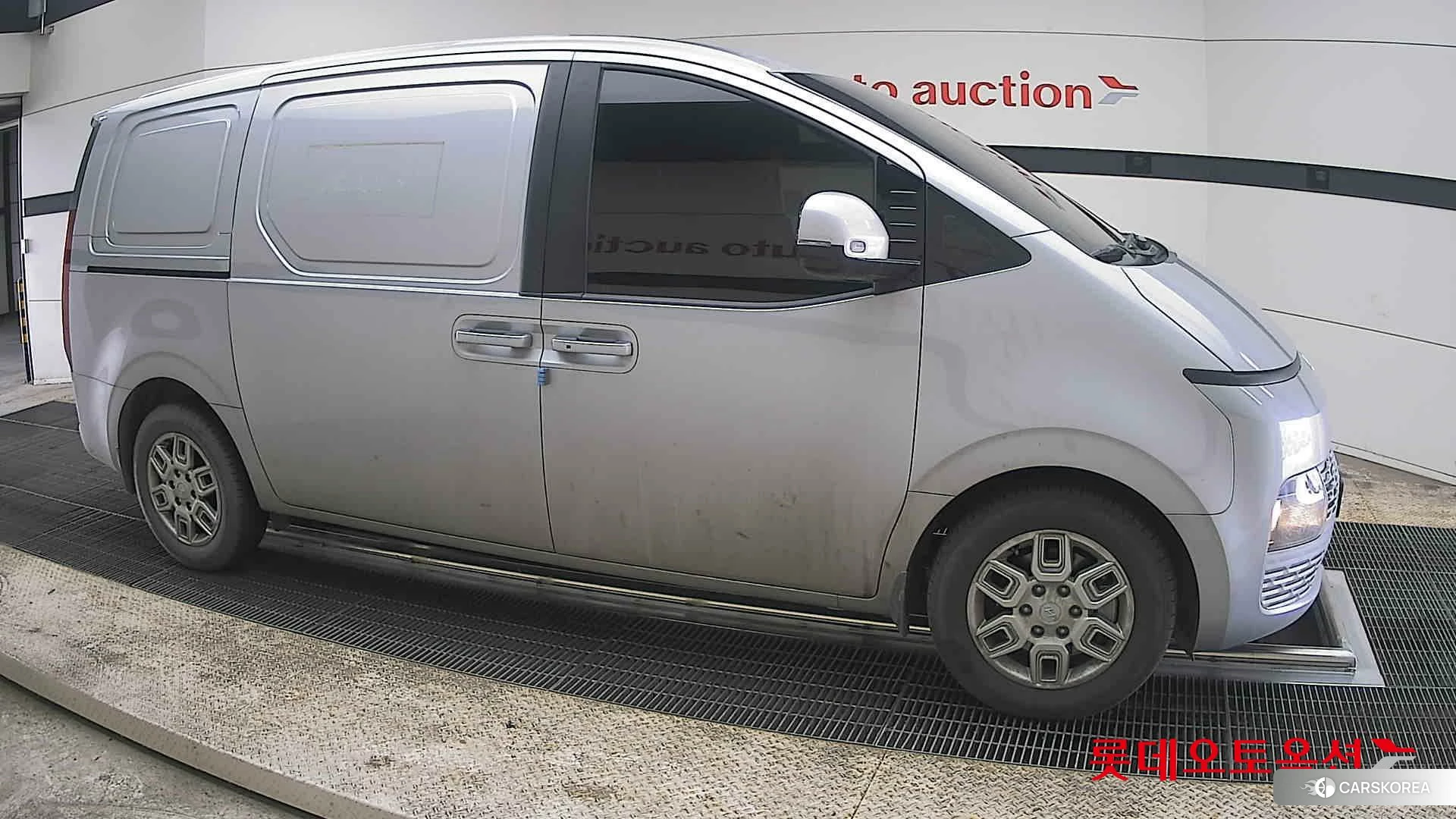 Hyundai Staria id 3881993 из Кореи 8