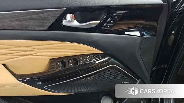 Kia K7 Premier Hybrid id 3439350 из Кореи 8