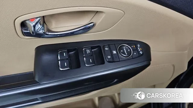 Kia The New Carnival id 3583360 из Кореи 8