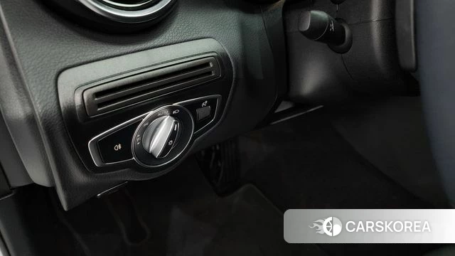 Mercedes-Benz C-Class W205 id 3873147 из Кореи 8