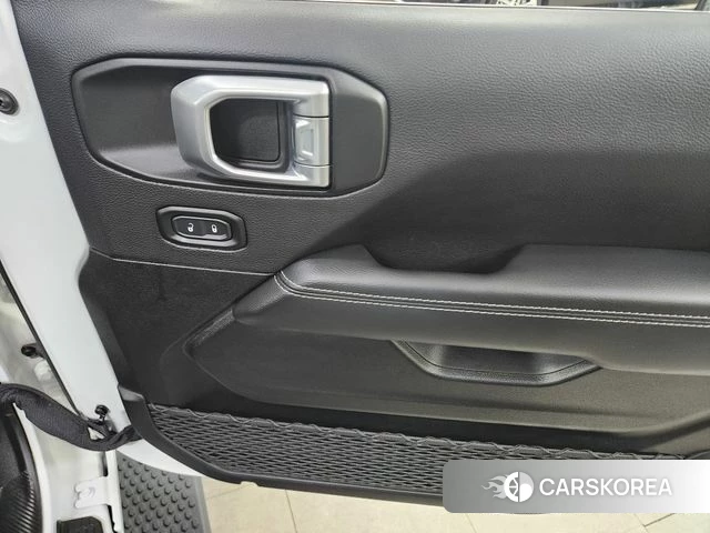 Jeep Wrangler (JL) id 3823790 из Кореи 8