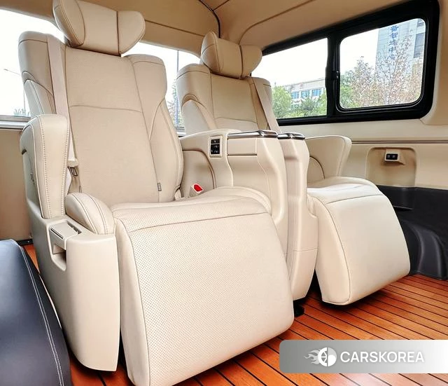Toyota Hiace id 4261832 из Китая 8
