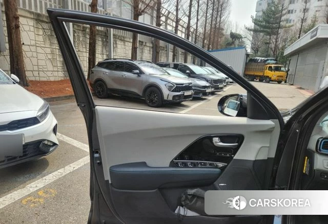 Kia Niro EV id 3801579 из Кореи 8