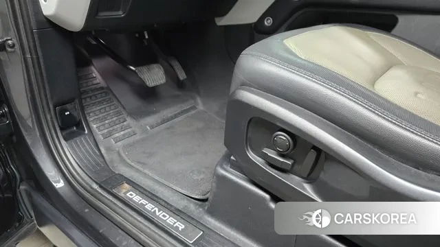 Land Rover Defender (L663) id 3263841 из Кореи 8