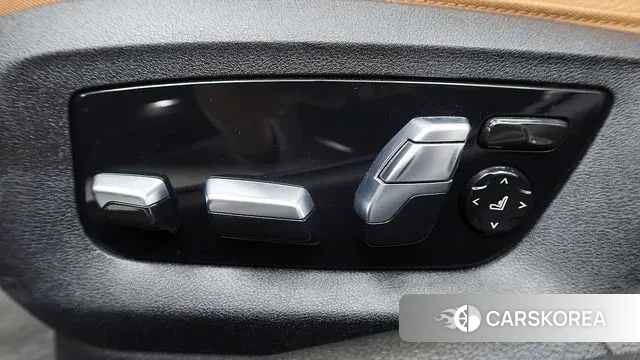 BMW 5 Series (G30) id 3098111 из Кореи 8