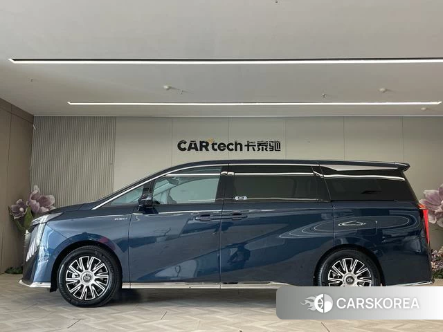 GAC Trumpchi Trumpchi E9 PHEV id 4212290 из Китая 8