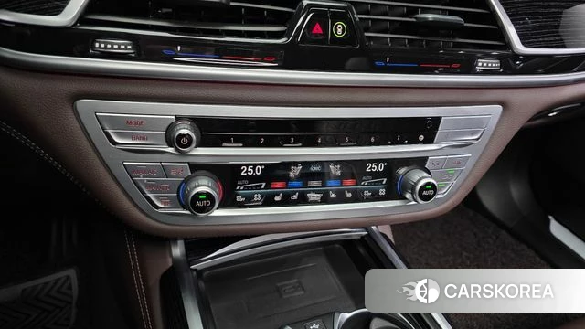 BMW 7 Series (G11) id 3860507 из Кореи 8