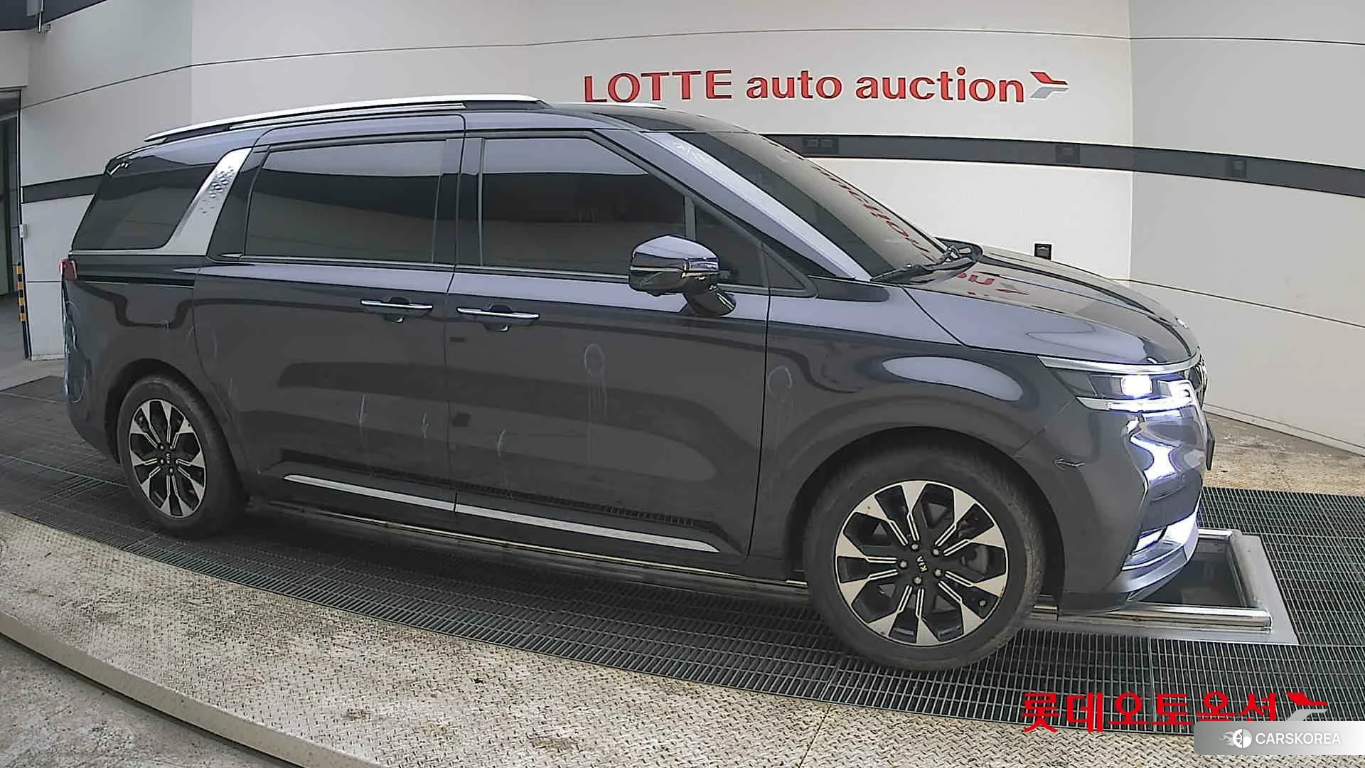 Kia Carnival id 3888403 из Кореи 8