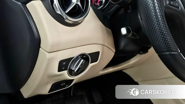 Mercedes-Benz GLA-Class X156 id 3814180 из Кореи 8