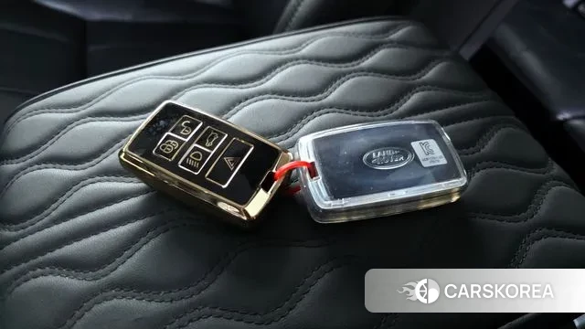 Land Rover Discovery 5 id 3703483 из Кореи 8