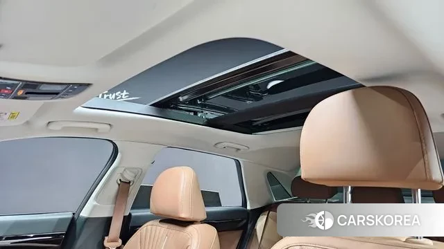 Hyundai Grandeur (GN7) id 3347280 из Кореи 8