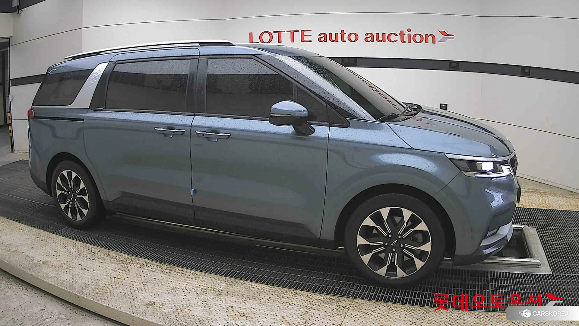 Kia Carnival id 4352423 из Кореи 8